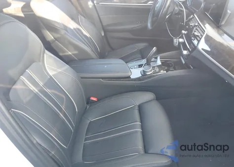 2017 BMW 540I xDrive z USA, uszkodzony, nr VIN WBAJE7C35HG479441